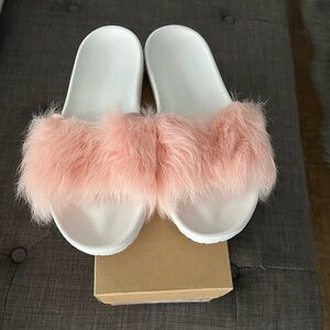 UGG Fur Slides -Pink and White - Women Size 9 - NWT